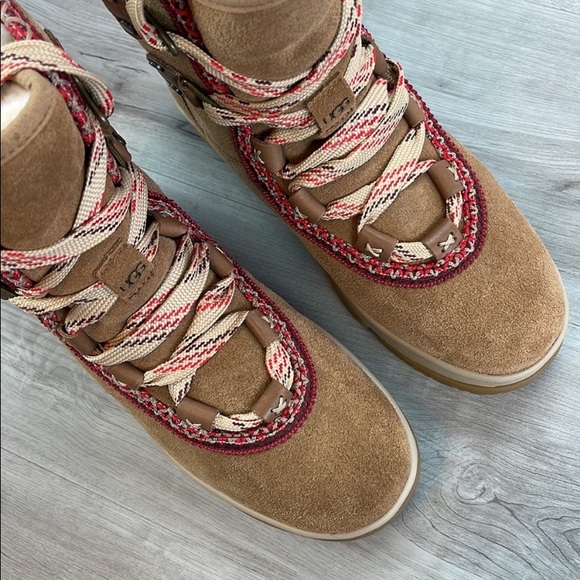 🍁 UGG 🍁 CLASSIC WEATHER HIKER HI BOOTS - Picture 4 of 16